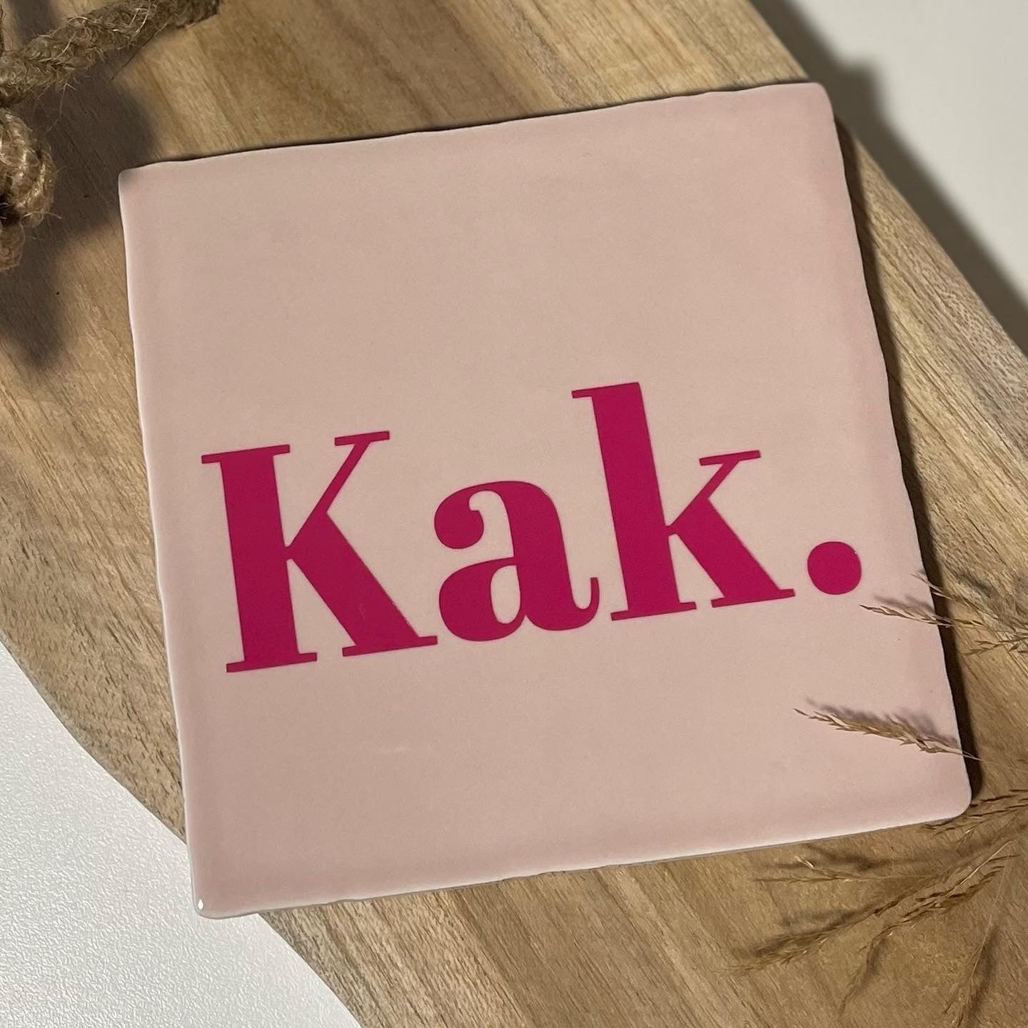 Tegeltje kak